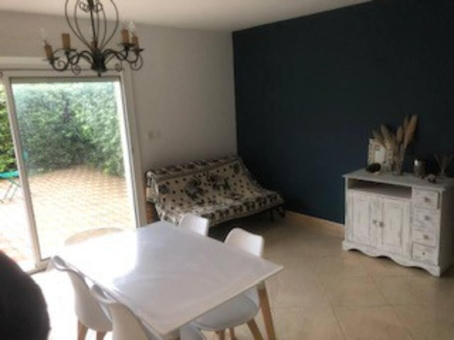 Holiday home Maison Dans Propriete Avec Cour