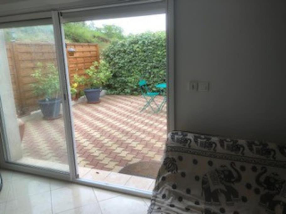 Holiday home Maison Dans Propriete Avec Cour Corneilhan