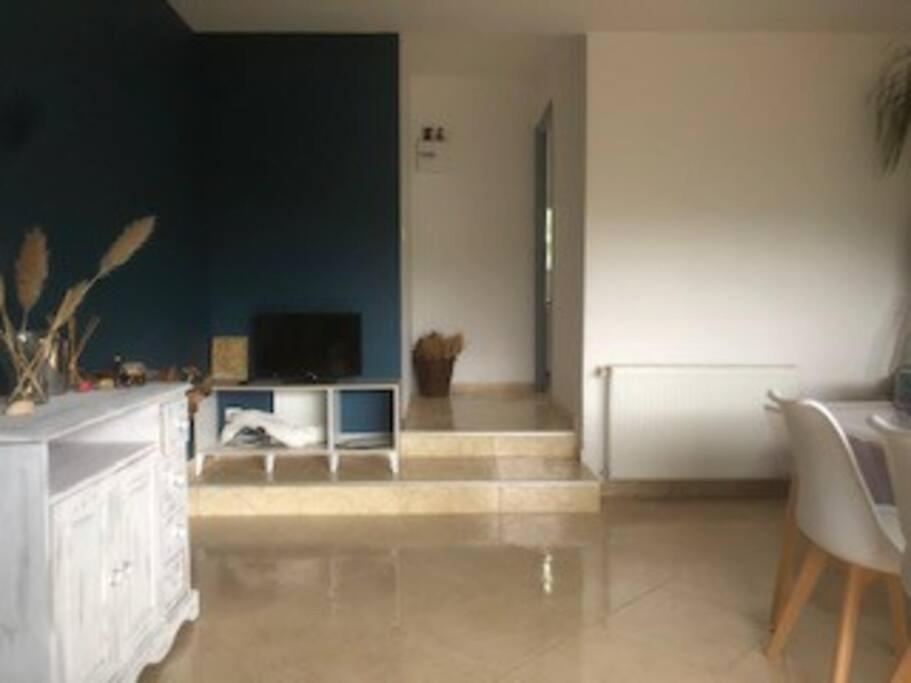 Maison Dans Propriete Avec Cour Holiday home