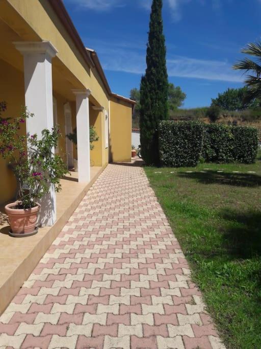 Maison Dans Propriete Avec Cour